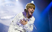 Justin Bieber quer que votem nele para premio no VMA!!